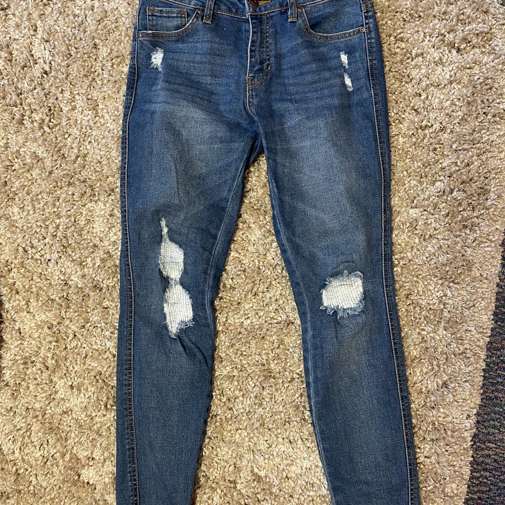 Harper heritage distressed ripped mid rise mid / dark wash denim jeans